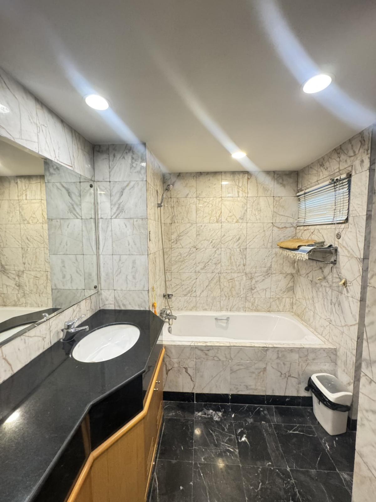 For SaleCondoPhuket : 03/04/2026, Luxury 3 Bed Condo 200 sqm @ The Executive Regent – BTS Chong Nonsi
Prime Location, Exclusive Facilities – Yours for 17.9M THB! 0642748883