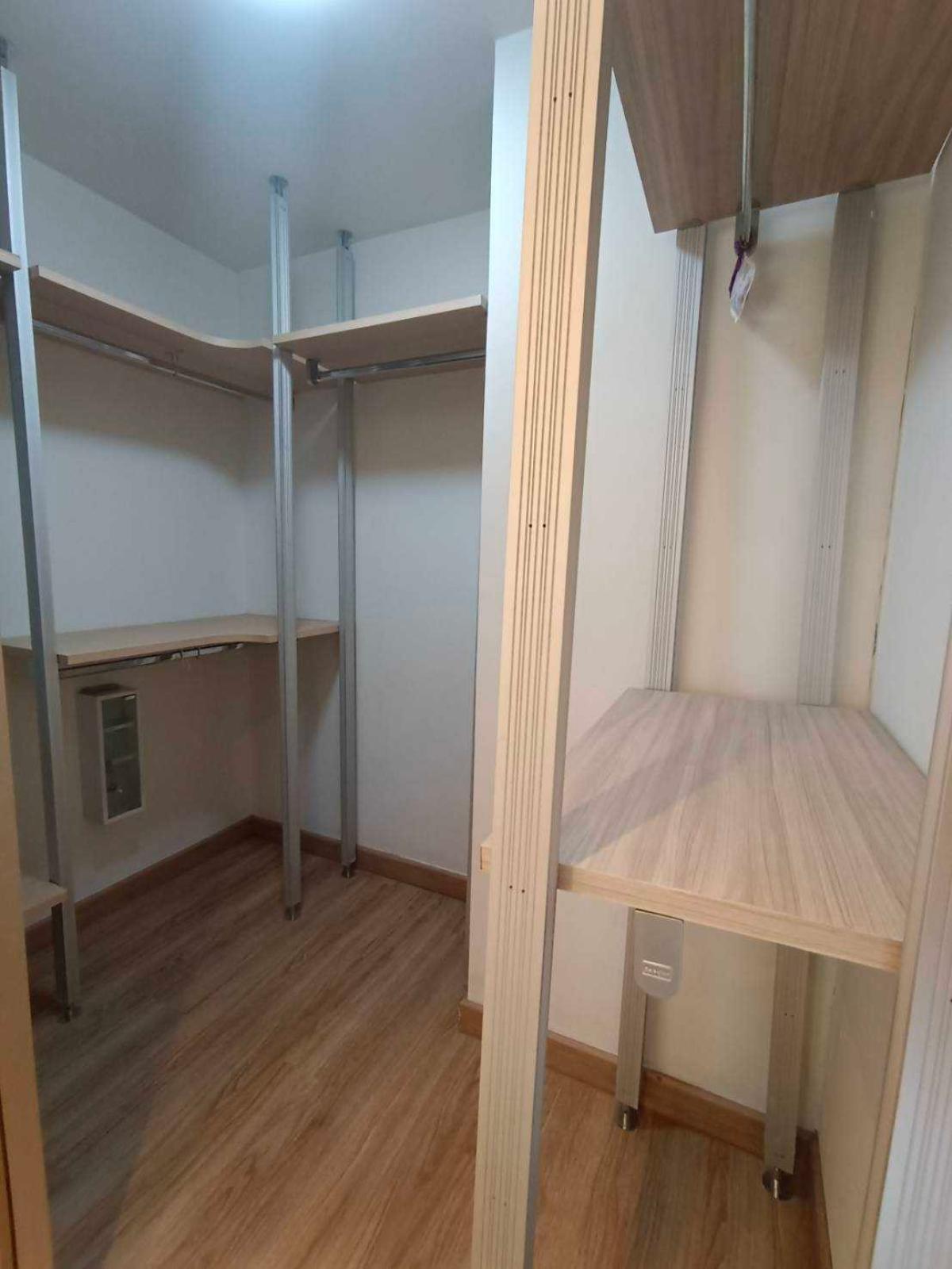 For SaleCondoSukhumvit, Asoke, Thonglor : 03/04/2026, Condo ready to move in, located in the heart of Sukhumvit 26
2 bedrooms, size 75 sq.m., only 8.2 million! 0642748883