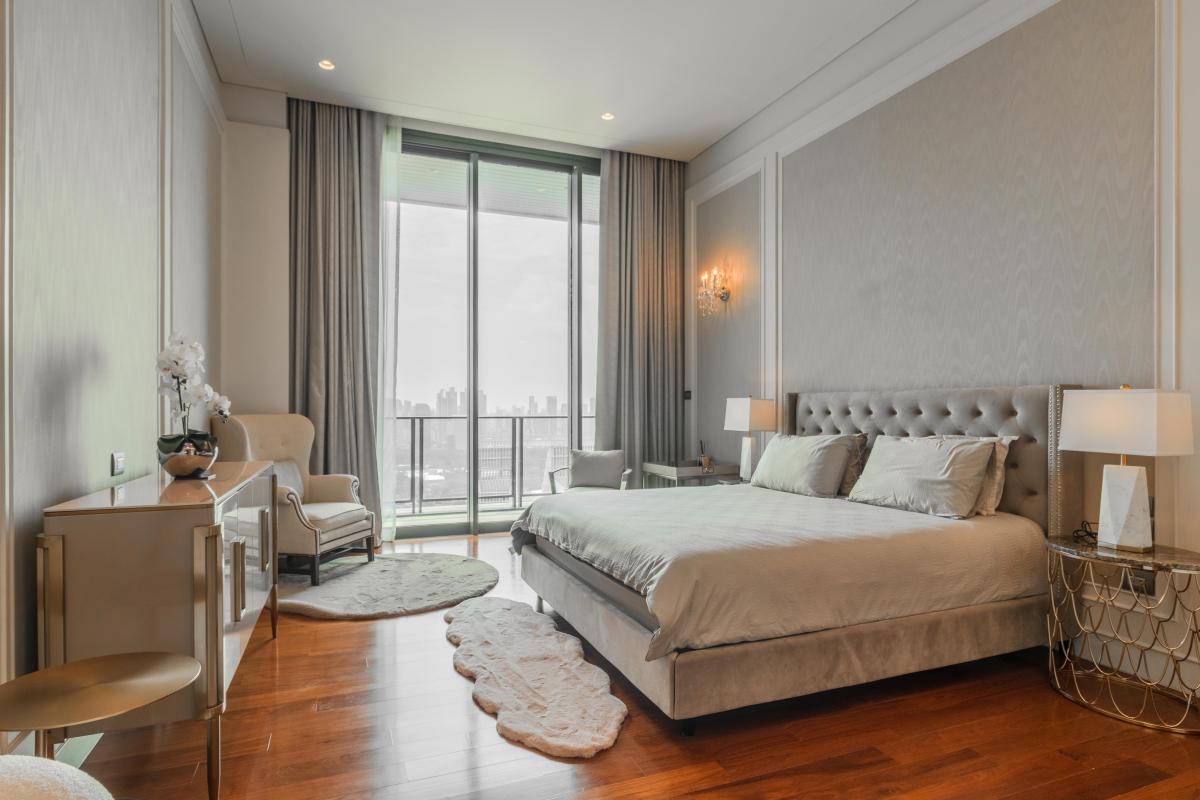 For SaleCondoWitthayu, Chidlom, Langsuan, Ploenchit : 03/04/2026, Luxury level premium! 4 bedrooms @ The Residences @ Sindhorn Kempinski
Rent-Sale 540 sqm. In the heart of Chidlom, the highest price! 0642748883