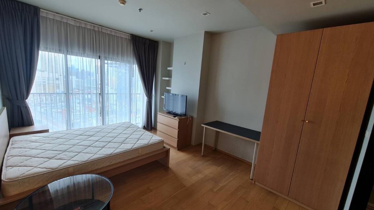 For SaleCondoRatchathewi,Phayathai : 03/04/2026, Condo Noble Revent 1 bedroom near BTS Phaya Thai
For sale 5.52 million / Rent 20,000 baht with complete facilities! 0642748883