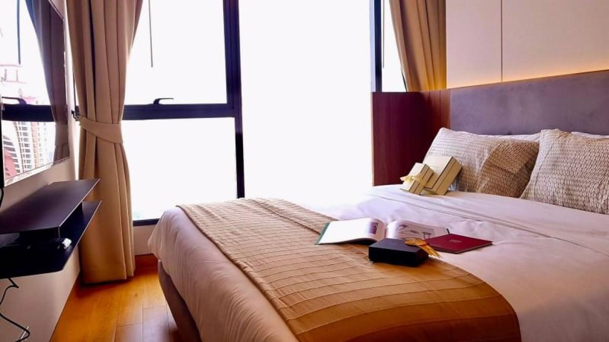 ให้เช่าคอนโดสุขุมวิท อโศก ทองหล่อ : 03/04/2026, เช่าคอนโด The Lumpini 24 | 2 ห้องนอน ใกล้ BTS พร้อมพงษ์ 
ห้องใหญ่ 55 ตรม. ราคาเพียง 45,000 บาท/เดือน! 0642748883