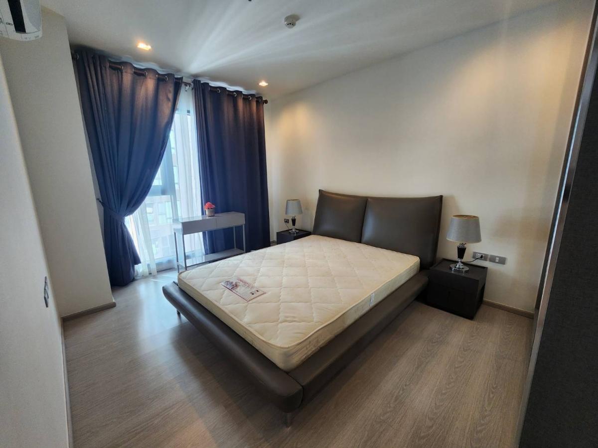 For RentCondoSukhumvit, Asoke, Thonglor : 03/04/2026, Rent a condo RHYTHM Sukhumvit 36-38 in the heart of Thonglor
2 bedrooms, 78.7 sq.m. with swimming pool and fitness, price 65,000 baht/month 0642748883