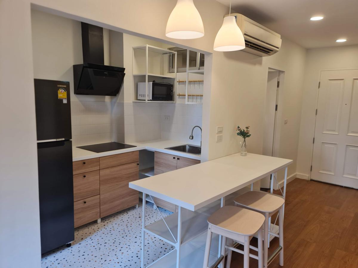 ให้เช่าคอนโดสุขุมวิท อโศก ทองหล่อ : 03/04/2026, เช่าคอนโดหรู 2 ห้องนอน @ Condo One X สุขุมวิท 26 ใกล้ BTS พร้อมพงษ์ 
ขนาด 77 ตร.ม. ราคาเพียง 43,000 บาท/เดือน! ติดต่อวันนี้ EB-88322 0642748883