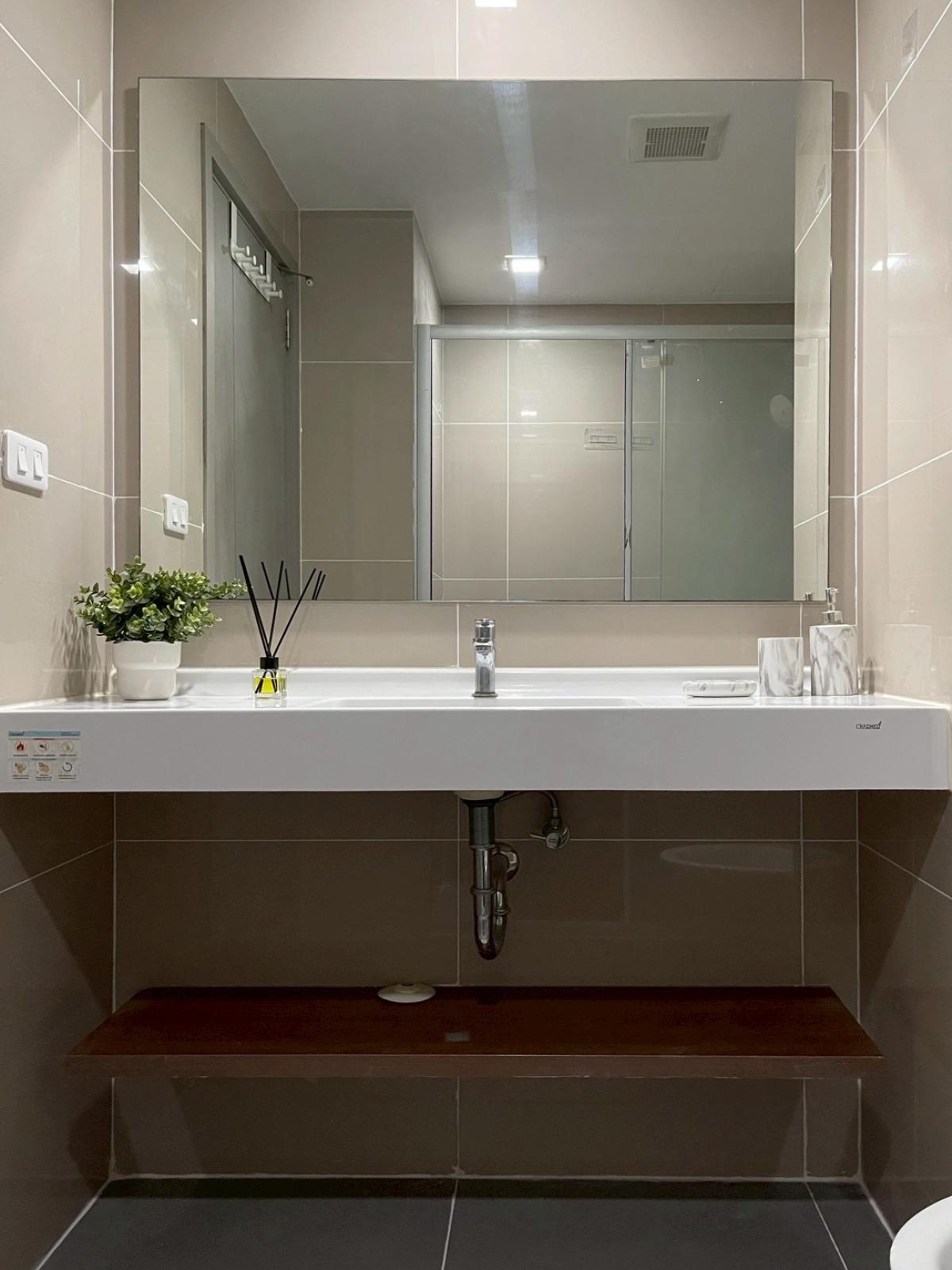 For SaleCondoSapankwai,Jatujak : 03/04/2026, Best price! Studio Ideo Phaholyothin Chatuchak 25.3 sq.m. Near BTS Saphan Khwai
For sale 3.49 million / Rent 16,000 baht with complete facilities! 0642748883