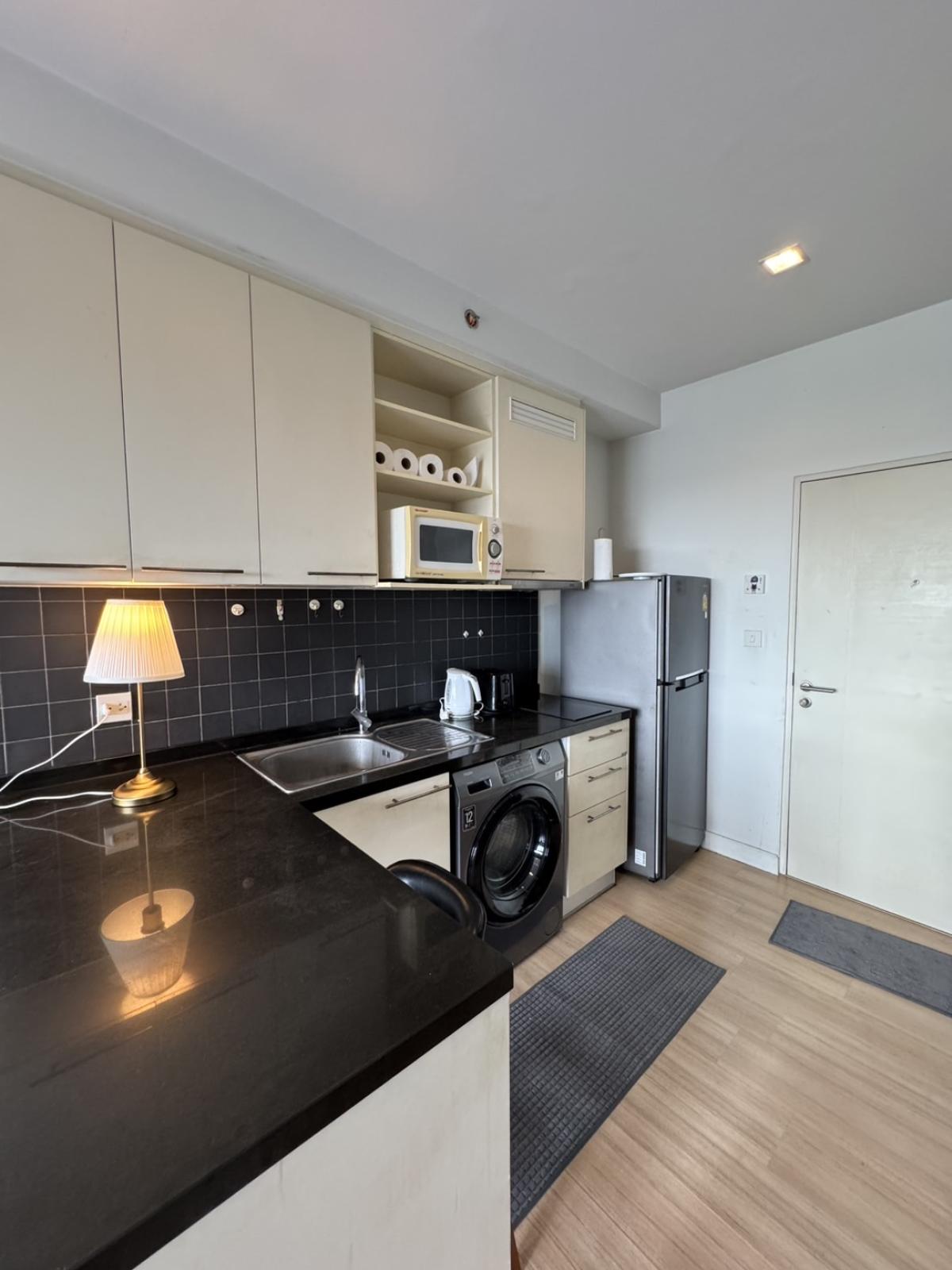 ให้เช่าคอนโดสาทร นราธิวาส : 03/04/2026, เช่าคอนโด The Seed Mingle 1 ห้องนอน ใกล้ BTS ช่องนนทรี! 
กว้าง 46 ตร.ม. ราคาสุดคุ้ม 22,000 บาท/เดือน 0642748883