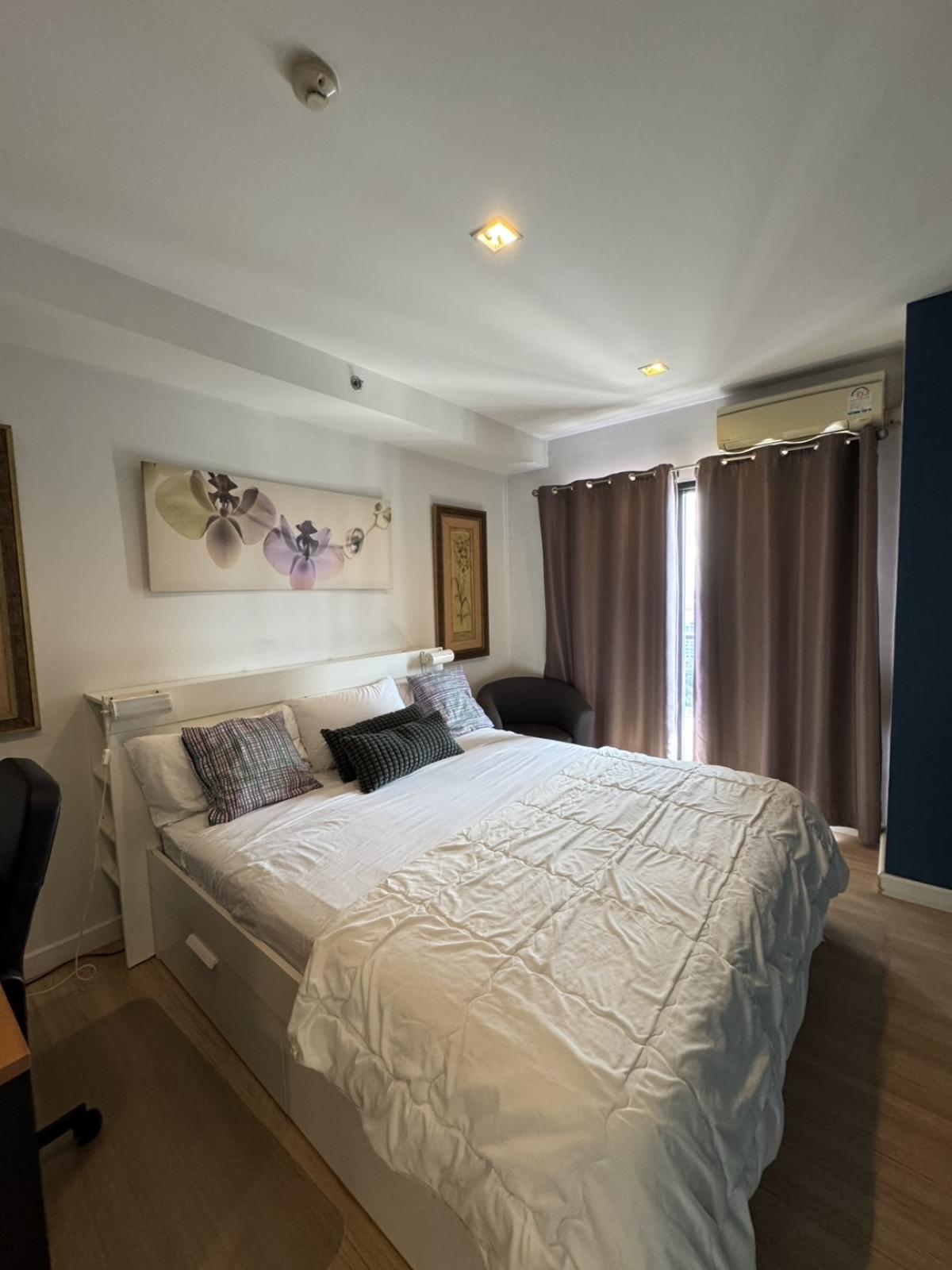 ให้เช่าคอนโดสาทร นราธิวาส : 03/04/2026, เช่าคอนโด The Seed Mingle 1 ห้องนอน ใกล้ BTS ช่องนนทรี! 
กว้าง 46 ตร.ม. ราคาสุดคุ้ม 22,000 บาท/เดือน 0642748883