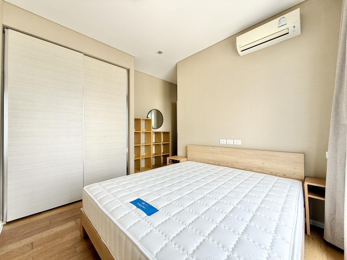 ขายคอนโดลาดพร้าว เซ็นทรัลลาดพร้าว : 03/04/2026, คอนโด The Saint Residences 1 ห้องนอน ใกล้ BTS ห้าแยกลาดพร้าว 
ขาย 3.1 ล้าน / เช่า 18,500 บ. พร้อมสระว่ายน้ำ-ฟิตเนสครบ! 0642748883