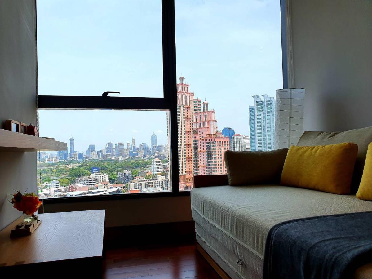 For RentCondoSukhumvit, Asoke, Thonglor : 03/04/2026, Chic in the heart with a belly! 2 bedrooms The Lumpini 24 near BTS ready to move in!
Only 40,000 baht/month with full amenities included! 0642748883