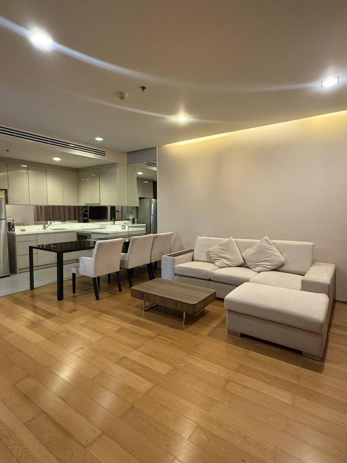 For SaleCondoSathorn, Narathiwat : 03/04/2026, Luxury condo The Address Sathorn 12 in the city center, near BTS/MRT
2 bedrooms, 2 bathrooms, for sale at 9.99 million, rent at 40,000/month, with complete amenities! 0642748883