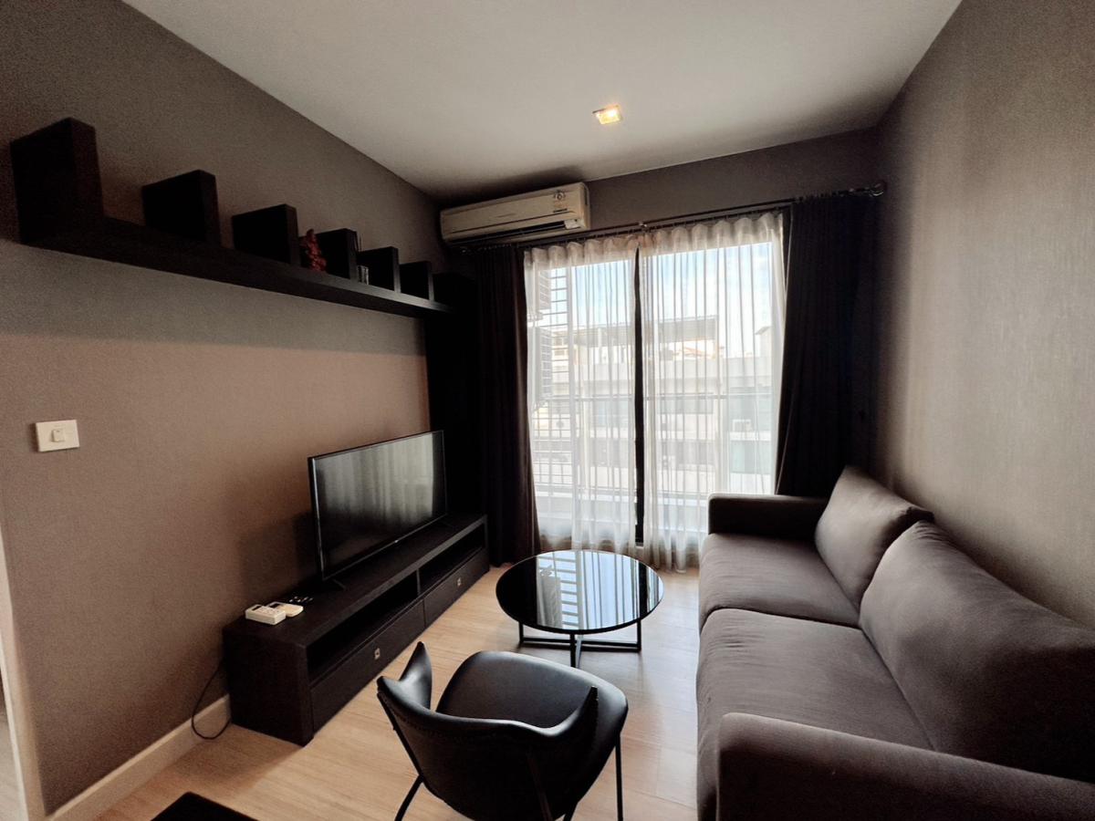 ให้เช่าคอนโดสาทร นราธิวาส : 03/04/2026, ให้เช่า The Seed Mingle 1 ห้องนอน ใกล้ BTS ลุมพินี 
ครบเครื่อง ทั้งสระว่ายน้ำ-ฟิตเนส เพียง 19,000 บาท/เดือน! 0642748883