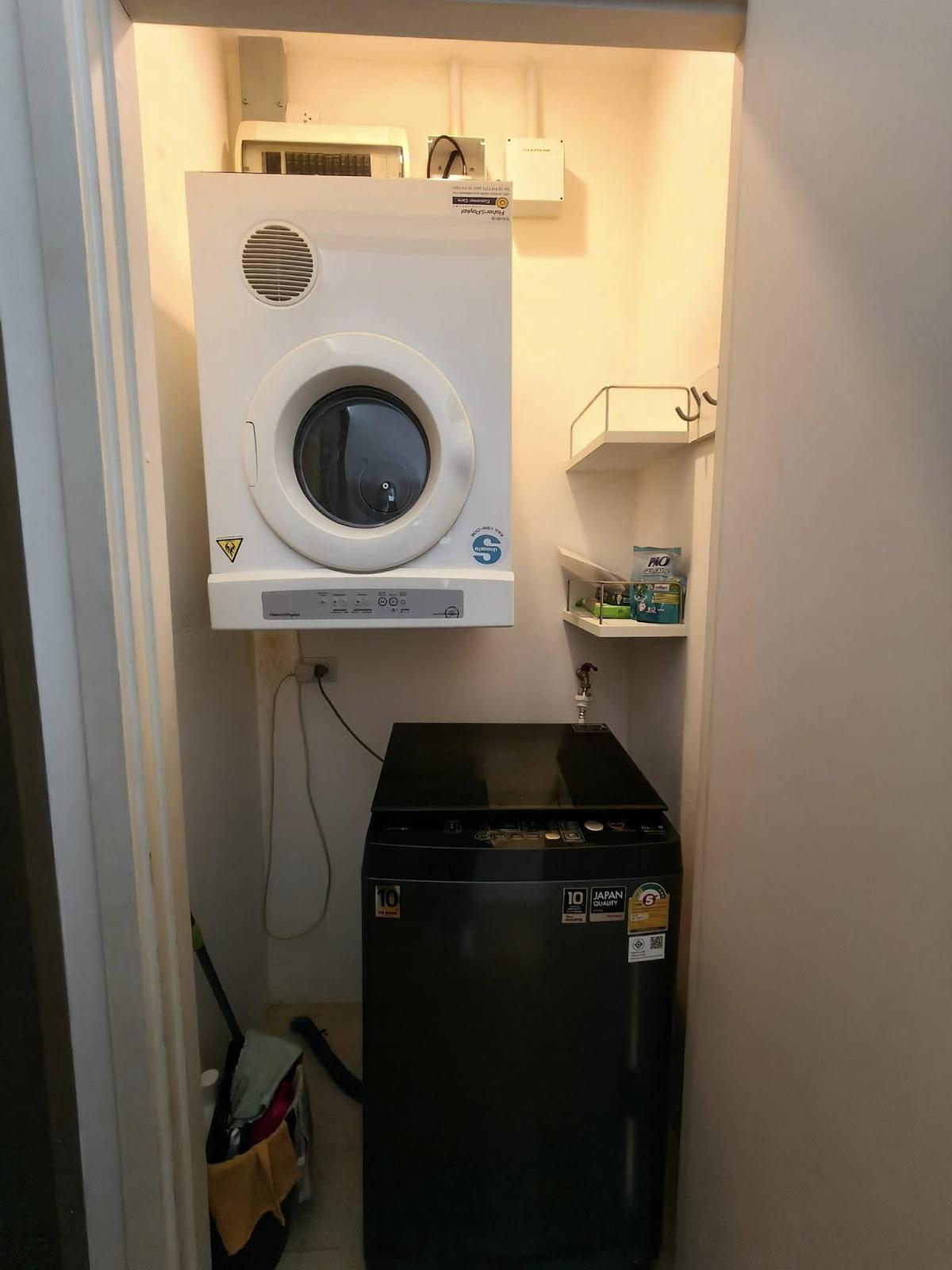 ให้เช่าคอนโดสุขุมวิท อโศก ทองหล่อ : 03/04/2026, หรูหราบนทำเลทอง! The XXXIX 1 ห้องนอน ใจกลางพร้อมพงษ์ 
เช่าเพียง 40,000 บ./เดือน วิวสระว่ายน้ำ Infinity Edge สุดปัง! 0642748883