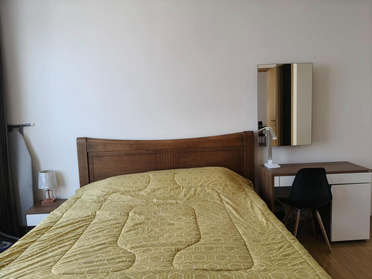 ให้เช่าคอนโดสุขุมวิท อโศก ทองหล่อ : 03/04/2026, หรูหราบนทำเลทอง! The XXXIX 1 ห้องนอน ใจกลางพร้อมพงษ์ 
เช่าเพียง 40,000 บ./เดือน วิวสระว่ายน้ำ Infinity Edge สุดปัง! 0642748883