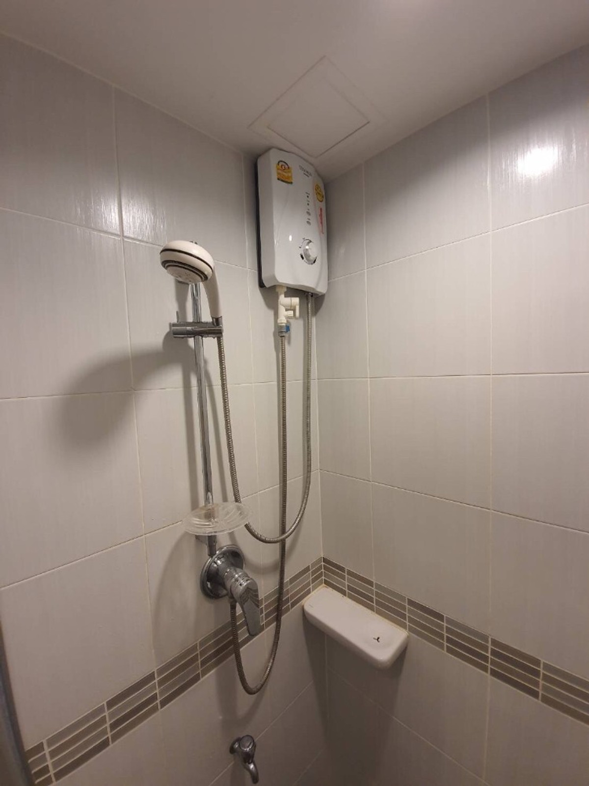 ให้เช่าคอนโดพัฒนาการ ศรีนครินทร์ : ✅ LPNSH115 ✅ Line : @p2nproperty