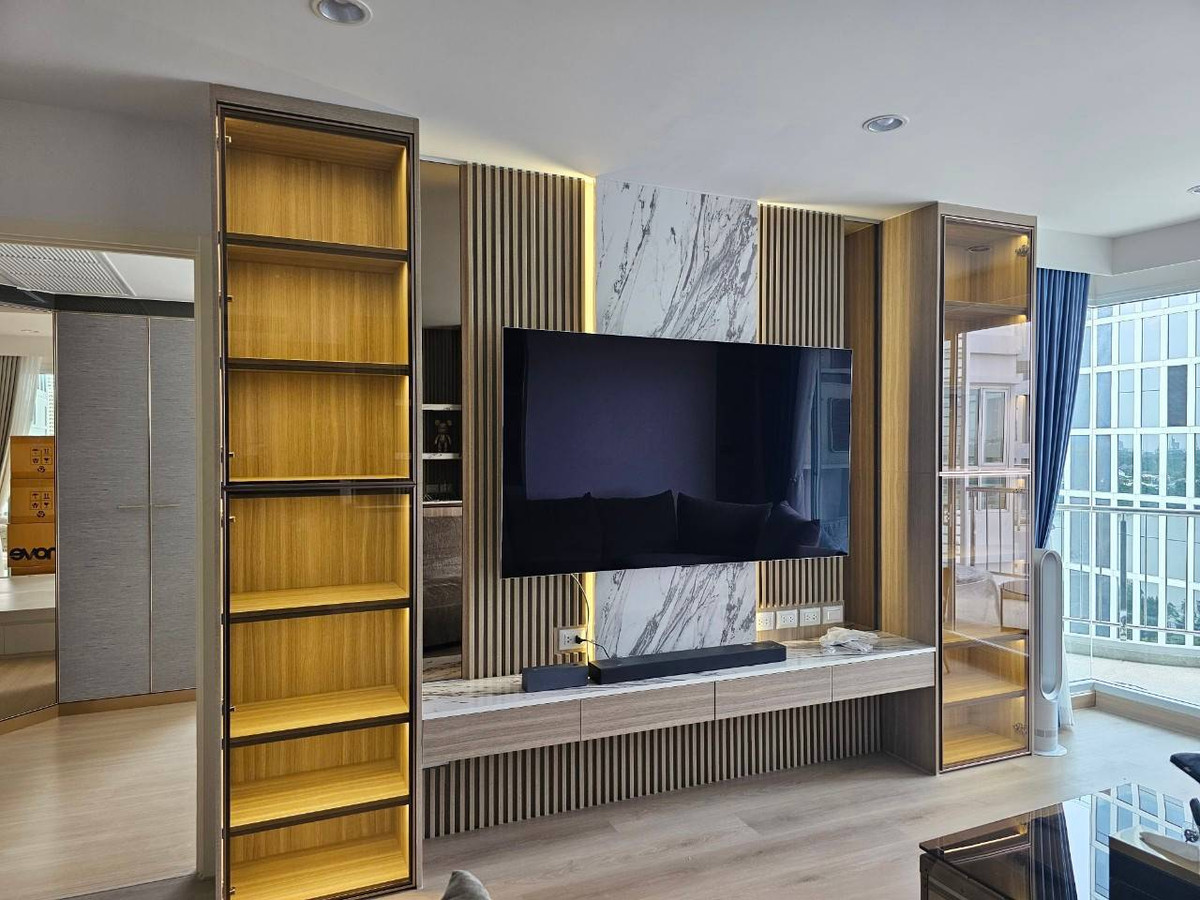 For SaleCondoRama3 (Riverside),Satupadit : 🔥 FOR SELL 🔥 Supalai Riva Grande Condo High Rise A Rare 2-Bedroom with Grand Living Space, large area at home level. On a condo along the Chao Phraya River View along the Chao Phraya River