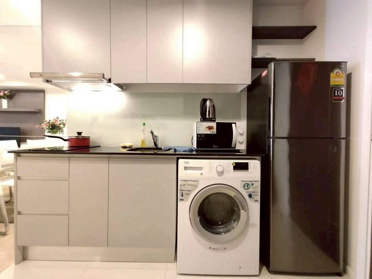 ให้เช่าคอนโดนานา : เช่า 1 ห้องนอน 1 ห้องน้ำ 15 สุขุมวิท เรสซิเด็นซ์