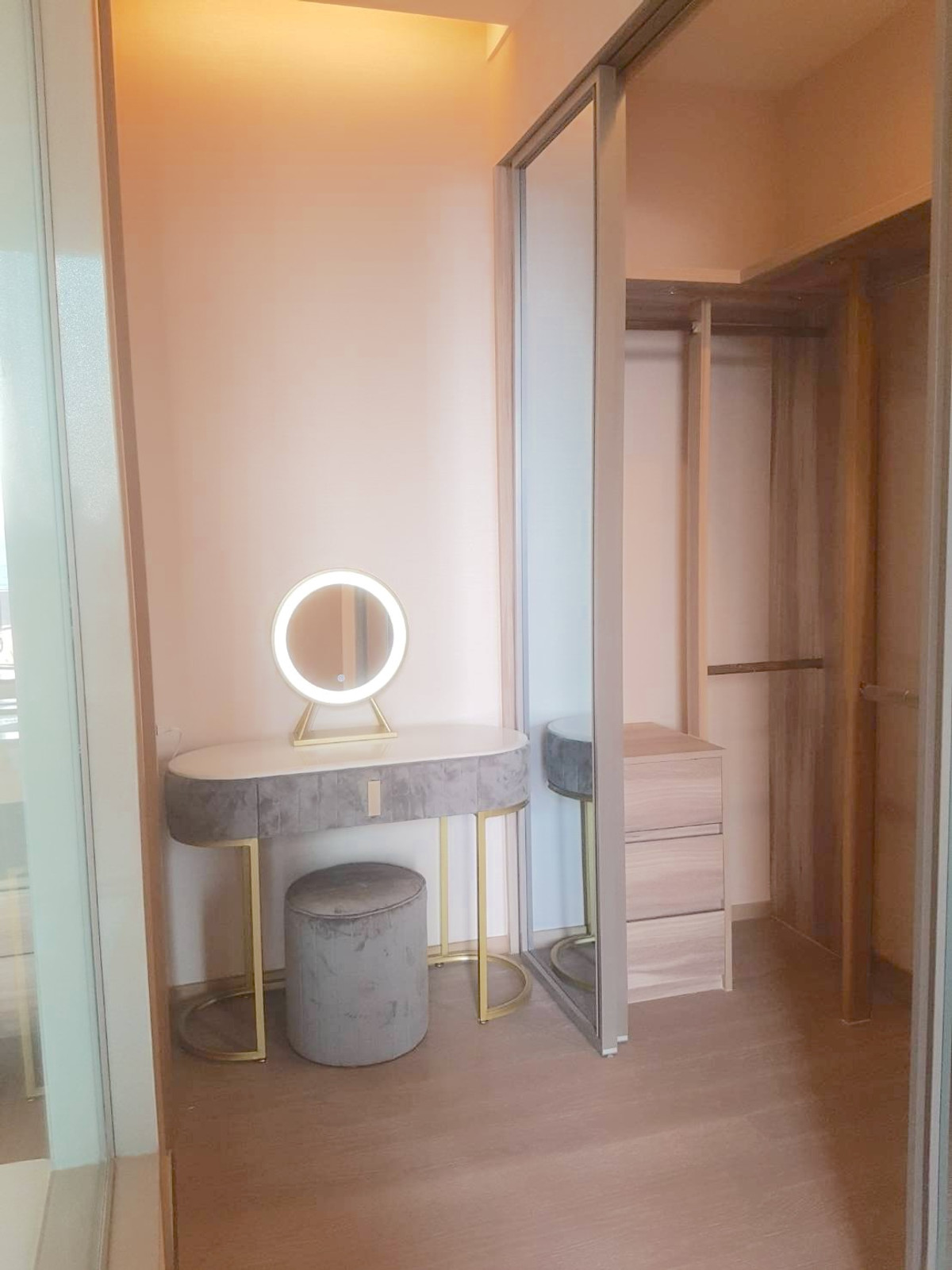 ให้เช่าคอนโดสุขุมวิท อโศก ทองหล่อ : 🔥 ปล่อยเช่าด่วน 🔥 ห้องสวย  ต่อรองได้ วิวดี ห้องมุม ถูกสุด โครงการสุดฮอต  พร้อมย้ายเข้าCall : 0619824959 Line ID :  elegant.289