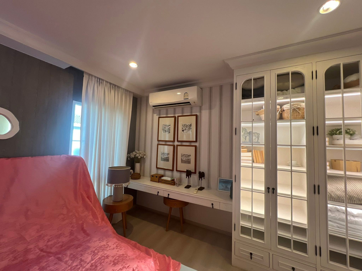 For RentHouseSamut Prakan,Samrong : Single house for rent, Villaggio Bangna-Trad Km.26, Soi ABAC Bangna. Near ABAC Bangna University