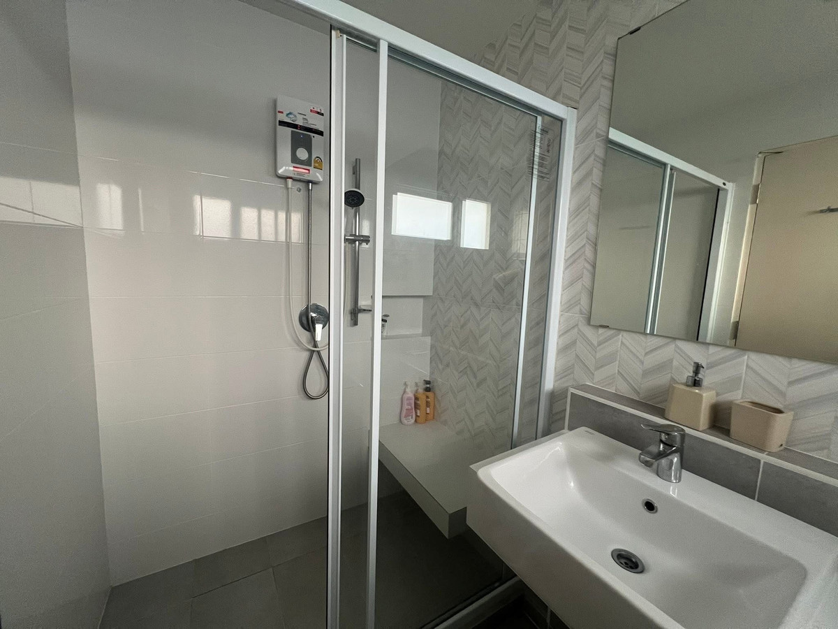 For RentHouseSamut Prakan,Samrong : Single house for rent, Villaggio Bangna-Trad Km.26, Soi ABAC Bangna. Near ABAC Bangna University