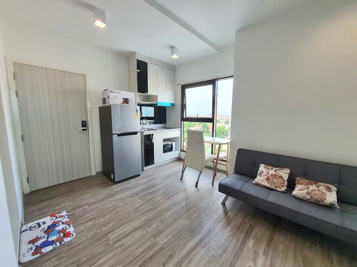 ให้เช่าคอนโดวิภาวดี ดอนเมือง หลักสี่ : 📍โครงการ : Rich Park Terminal Phaholyothin 59
🚝 อยู่ติด  : BTS สถานีพหลโยธิน 59  ( 0 เมตร ) 🚶🏻
💵 ราคาเช่า : 15,000 บาท / เดือน