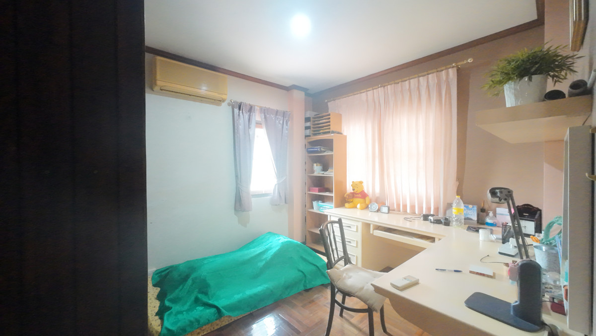 ขายบ้านนวมินทร์ รามอินทรา : ขายบ้านเดี่ยวบุณฑริก วัชรพล 50.6 ตรว. หลังริมถนนเมน หน้าบ้านทิศตะวันออก ทำเลศักยภาพใกล้ทางด่วน