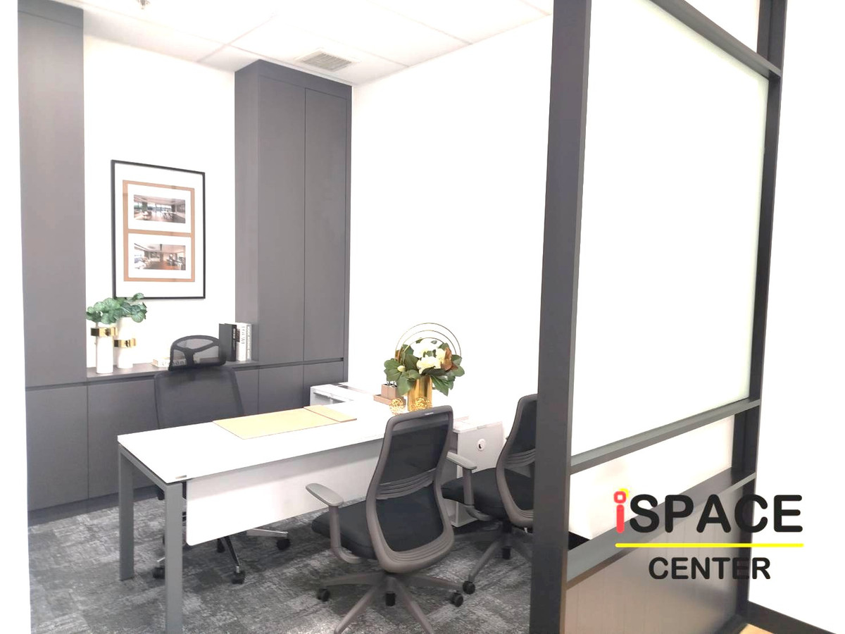 For RentOfficeNana, North Nana,Sukhumvit13, Soi Nana : 🚨 Office next to BTS Nana 0 meters, Full Furnished, beautiful room, ready to use. Limited quantity!