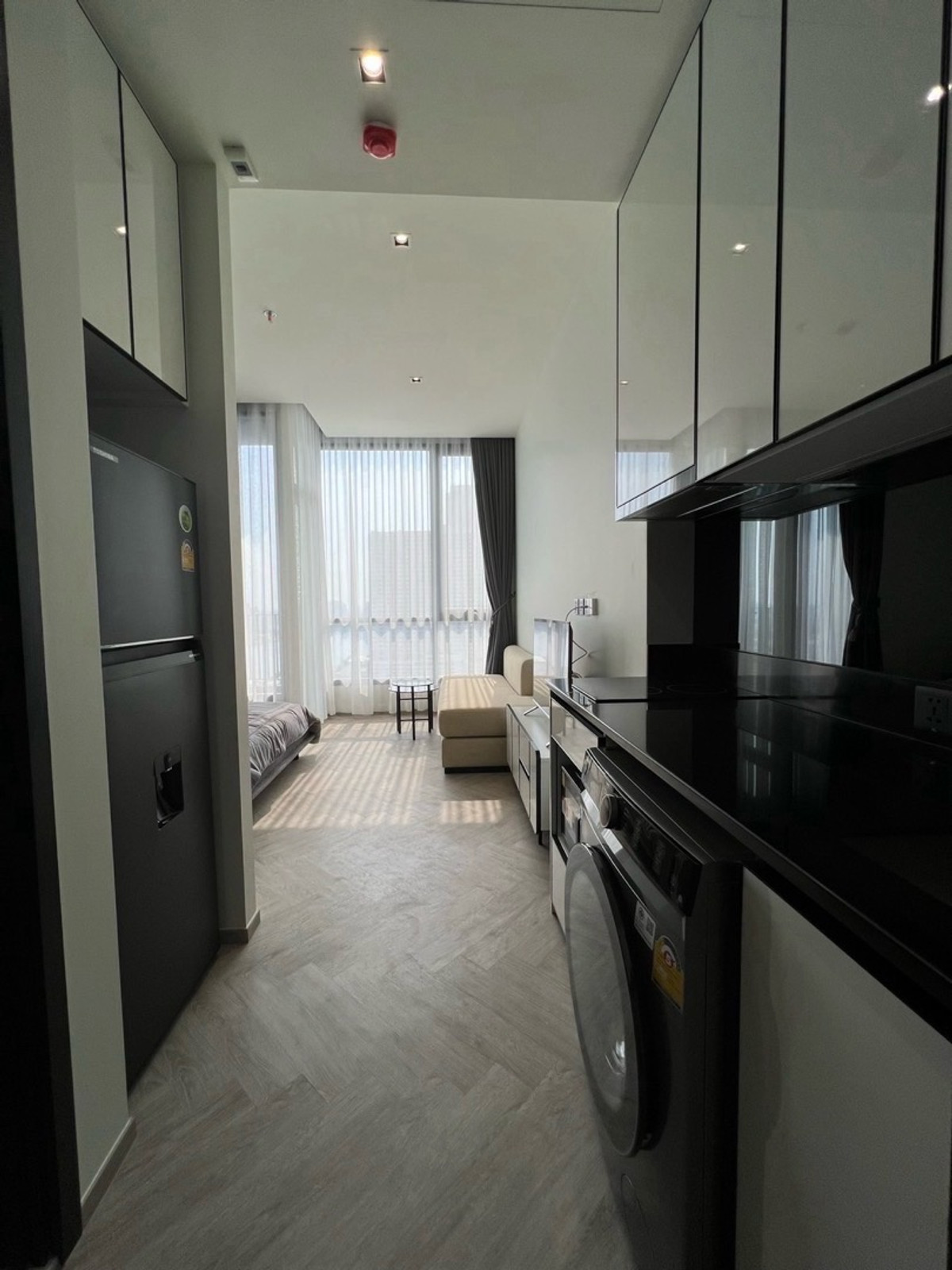 For RentCondoWongwianyai, Charoennakor : For rent Chapter Charoennakhon-Riverside ☎️ 0912322009