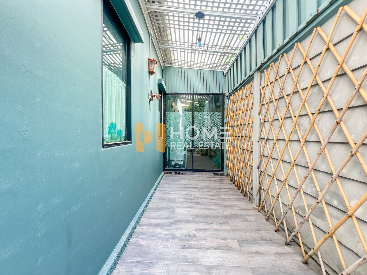 For SaleTownhomeRama5, Ratchapruek, Bangkruai : The Trust 95 Ratchaphruek - Rattanathibet / 4 Bedrooms (FOR SALE) AOM003