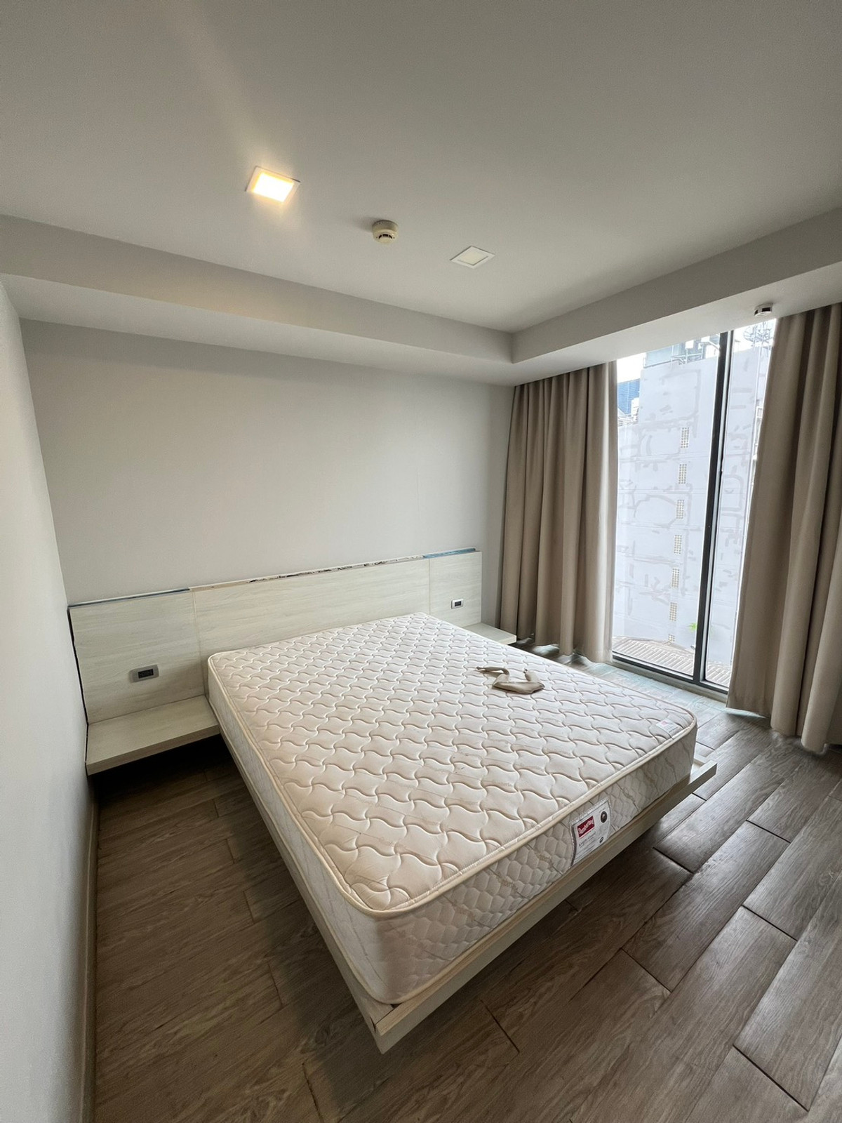 For RentCondoRatchathewi,Phayathai : 💎 Rare Unit: Corner room Savvi Phahol-Ari | BTS Ari ✨Only15,000/Month Quiet condo Good location, convenient travel on many routes.
