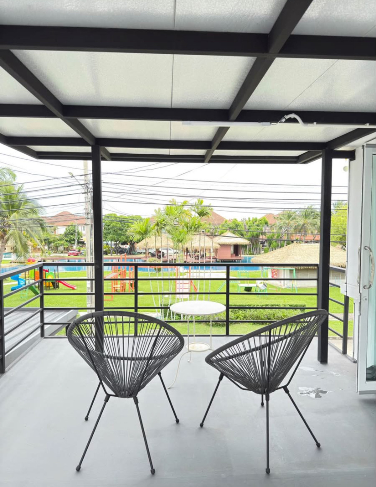 For RentHouseLadkrabang, Suwannaphum Airport : Single house for rent Atoll Maldives Village, Palm Bangna-Wongwaen, fully furnished, near mega bangna.