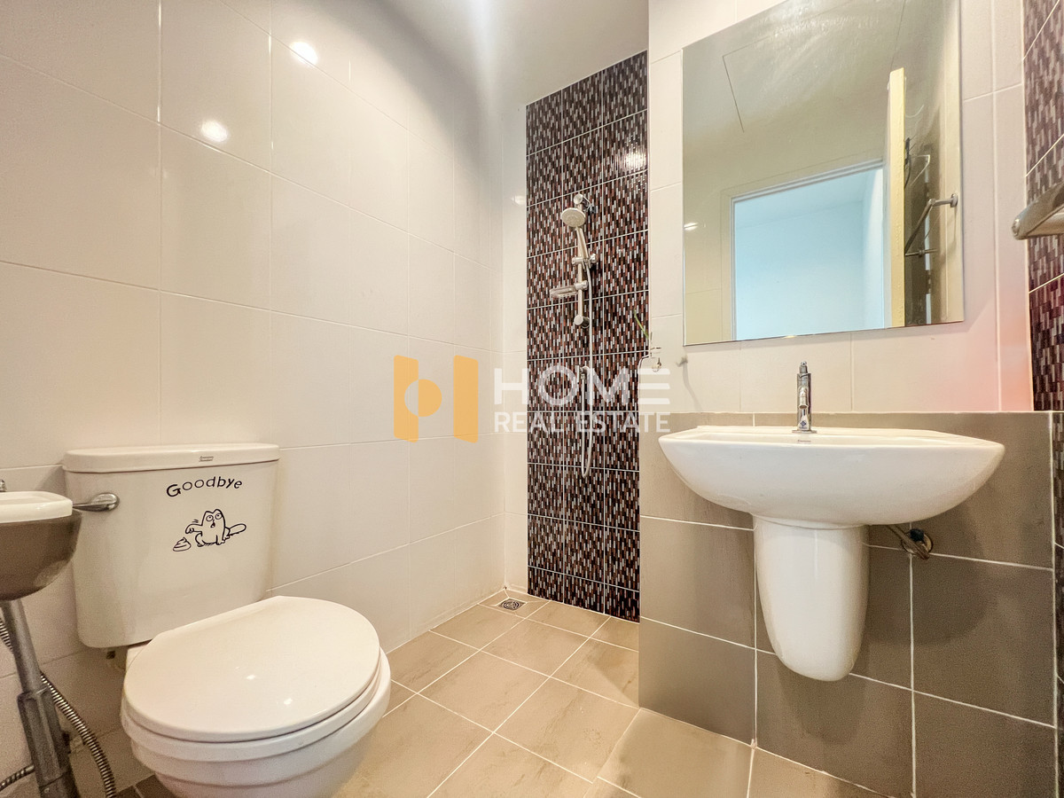 For SaleTownhomeRama5, Ratchapruek, Bangkruai : The Trust 95 Ratchaphruek - Rattanathibet / 4 Bedrooms (FOR SALE) AOM003