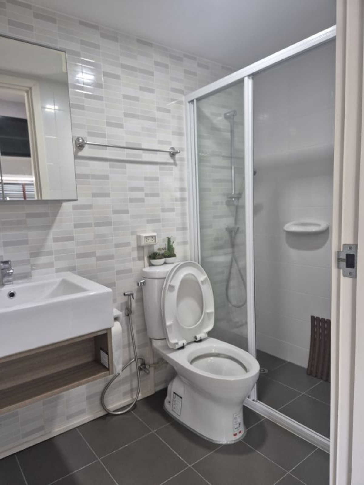 For RentTownhomeEakachai, Bang Bon : ⚡ For rent, 2-story townhome, Pruksa Ville 68 Rama 2 - Tha Phra, size 20 sq m. ⚡