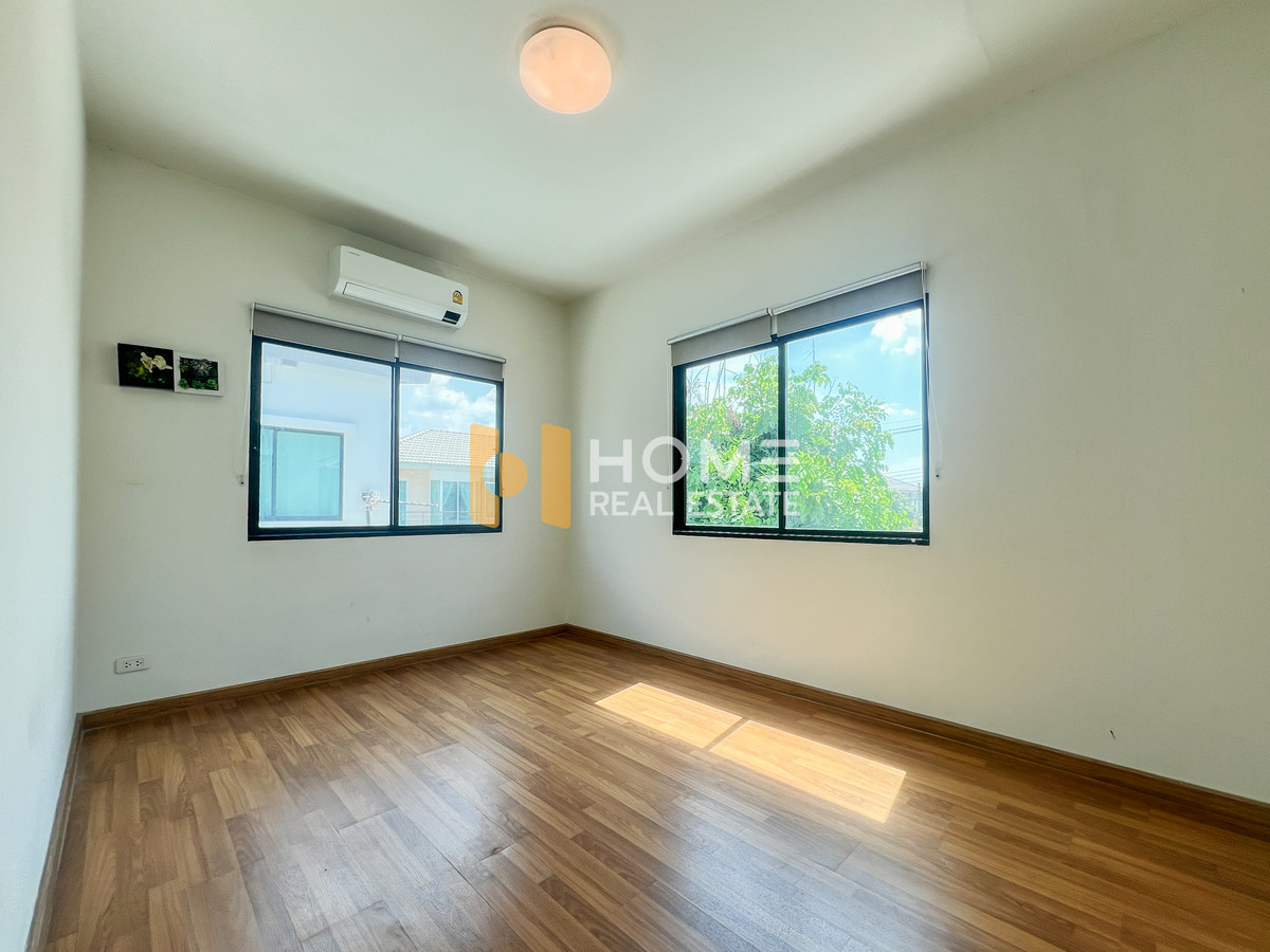 For SaleTownhomeRama5, Ratchapruek, Bangkruai : The Trust 95 Ratchaphruek - Rattanathibet / 4 Bedrooms (FOR SALE) AOM003