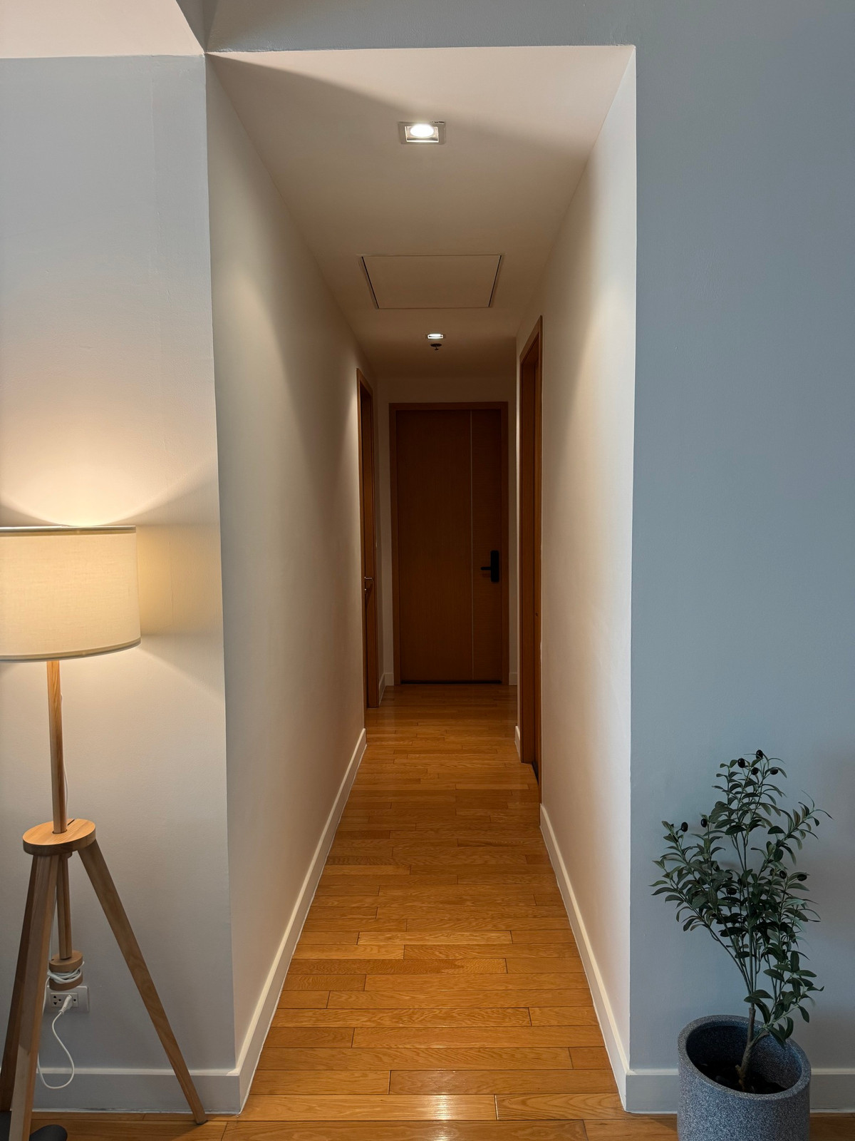 CondoSukhumvit, Asoke, Thonglor : For rent, Millennium Residence 3BR, large room 146 sq m, city view, high floor, fully furnished, ready to be near BTS.