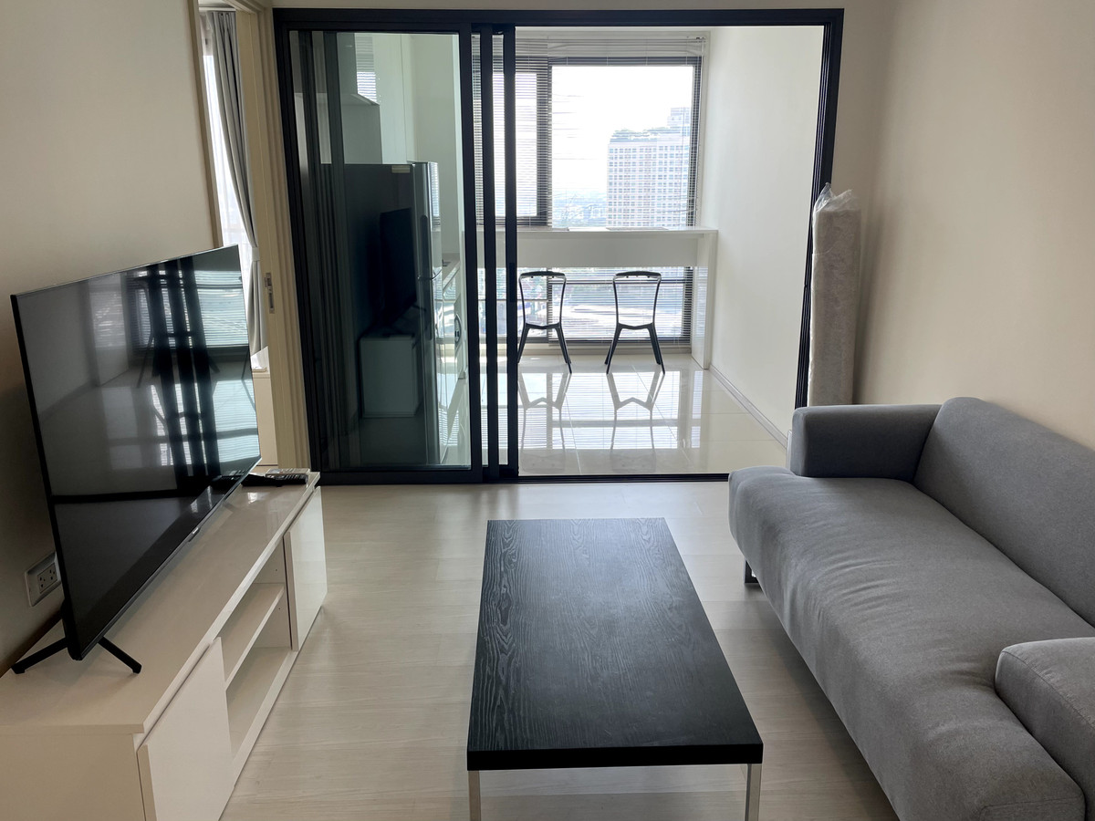 For SaleCondoSukhumvit, Asoke, Thonglor : FQ for sale with tenant Rhythm Sukhumvit 42 price 8,000,000 baht [YCs260304]