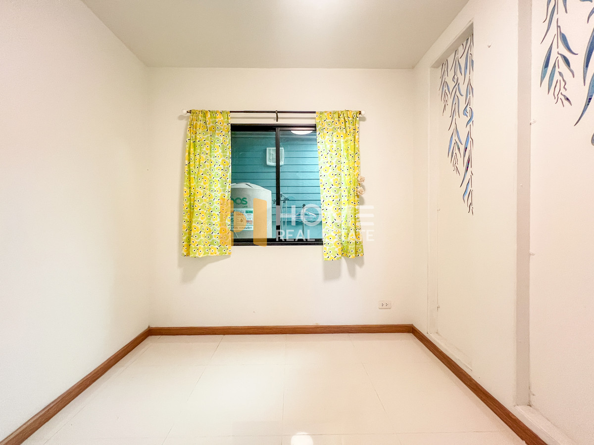 For SaleTownhomeRama5, Ratchapruek, Bangkruai : The Trust 95 Ratchaphruek - Rattanathibet / 4 Bedrooms (FOR SALE) AOM003