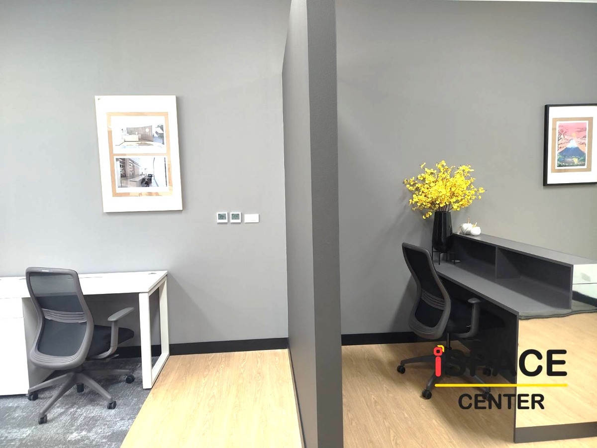 For RentOfficeNana, North Nana,Sukhumvit13, Soi Nana : 🚨 Office next to BTS Nana 0 meters, Full Furnished, beautiful room, ready to use. Limited quantity!