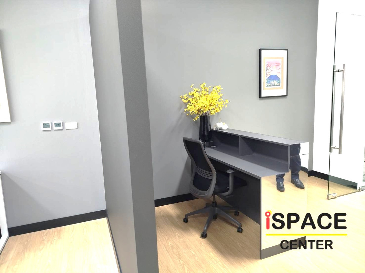 For RentOfficeNana, North Nana,Sukhumvit13, Soi Nana : 🚨 Office next to BTS Nana 0 meters, Full Furnished, beautiful room, ready to use. Limited quantity!