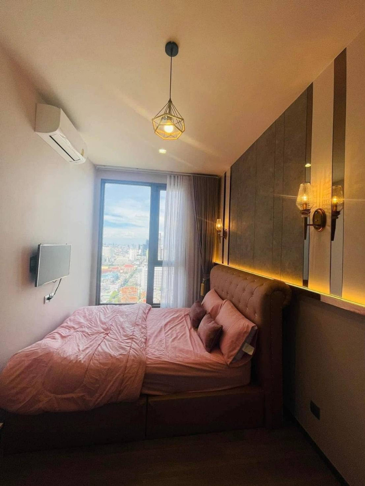 For RentCondoSathorn, Narathiwat : 💥CP-2312💥RHYTHM CHAROENKRUNG PAVILLION👉Line : @rentbkk