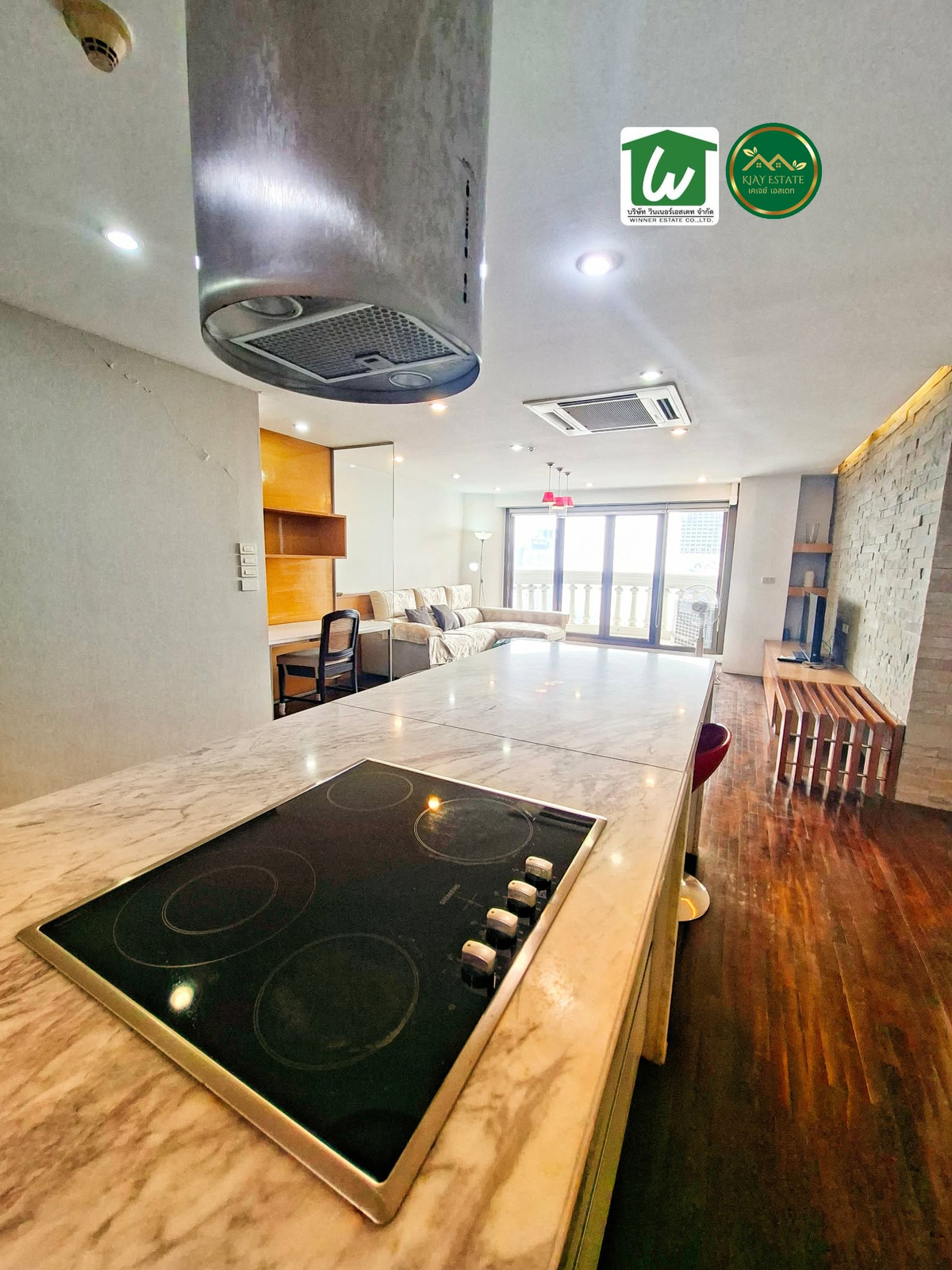 ให้เช่าคอนโดสีลม ศาลาแดง บางรัก : ให้เช่าด่วน State Tower Silom - 2 ห้องนอน  วิวเจ้าพระยา เพียง 🔥 38,𝟎𝟎𝟎/เดือน🔥BTS สะพานตากสิน ห้องสวย พร้อมอยู่