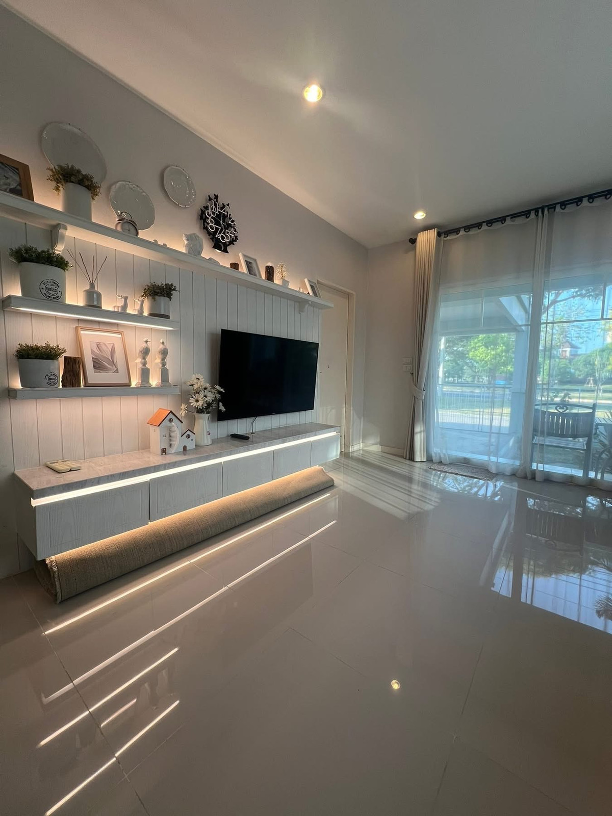 For RentHouseSamut Prakan,Samrong : Single house for rent, Villaggio Bangna-Trad Km.26, Soi ABAC Bangna. Near ABAC Bangna University