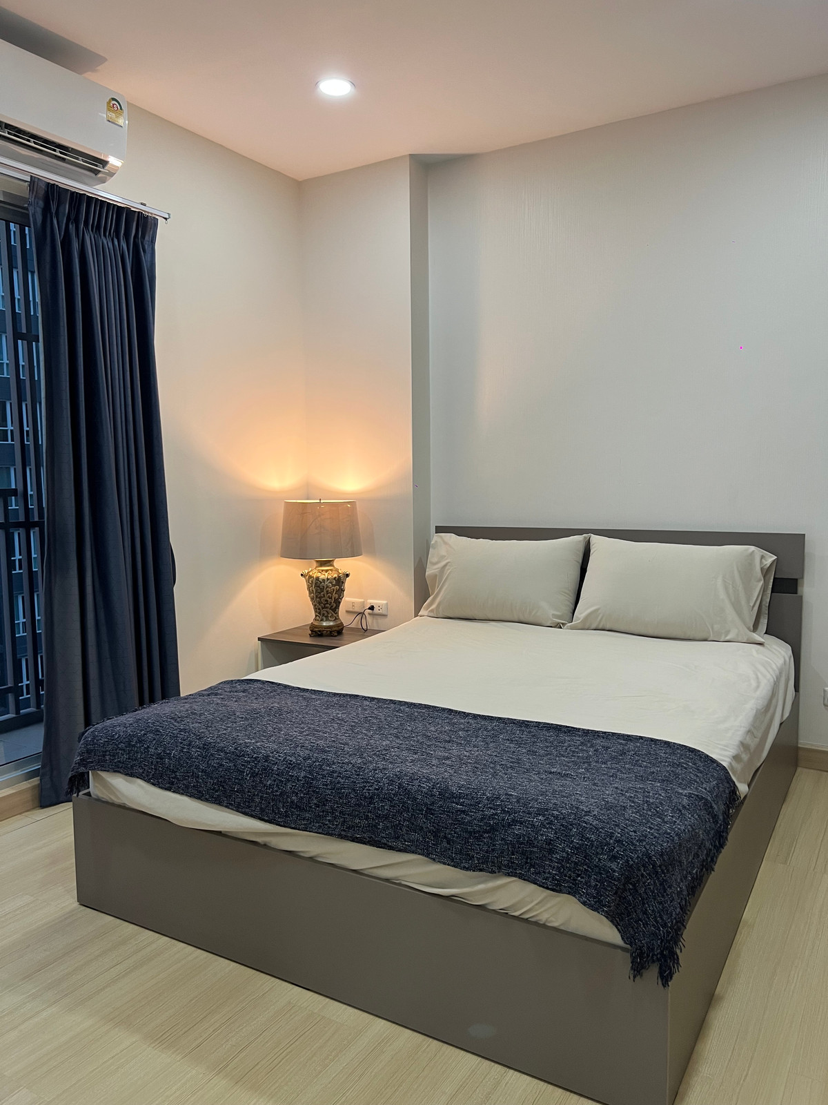 For RentCondoBang kae, Phetkasem : For rent, Supalai Veranda, Phasi Charoen Station, Building A, 16th floor.