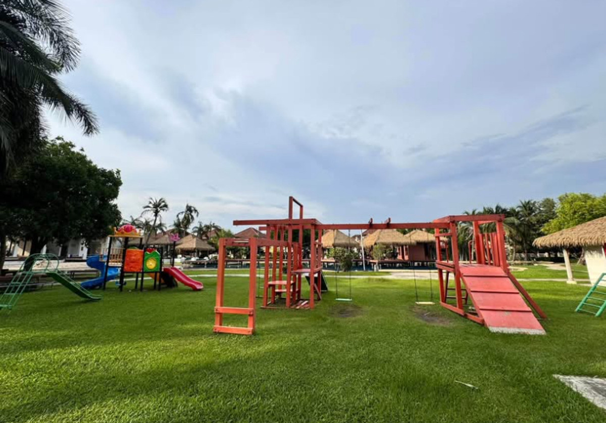 For RentHouseLadkrabang, Suwannaphum Airport : Single house for rent Atoll Maldives Village, Palm Bangna-Wongwaen, fully furnished, near mega bangna.