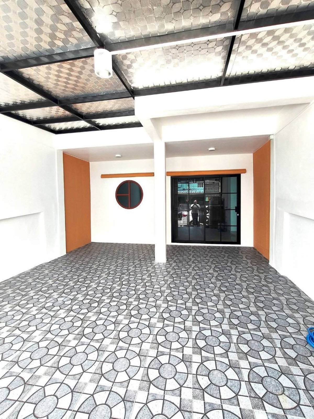 For SaleTownhomePathum Thani,Rangsit, Thammasat : For Sale Townhouse/Townhome  , Baan Thara Rin  Khlong 2 , wide frontage , newly renovated , Khu Khot , Lam Luk Ka , Pathum Thani , CX-146196