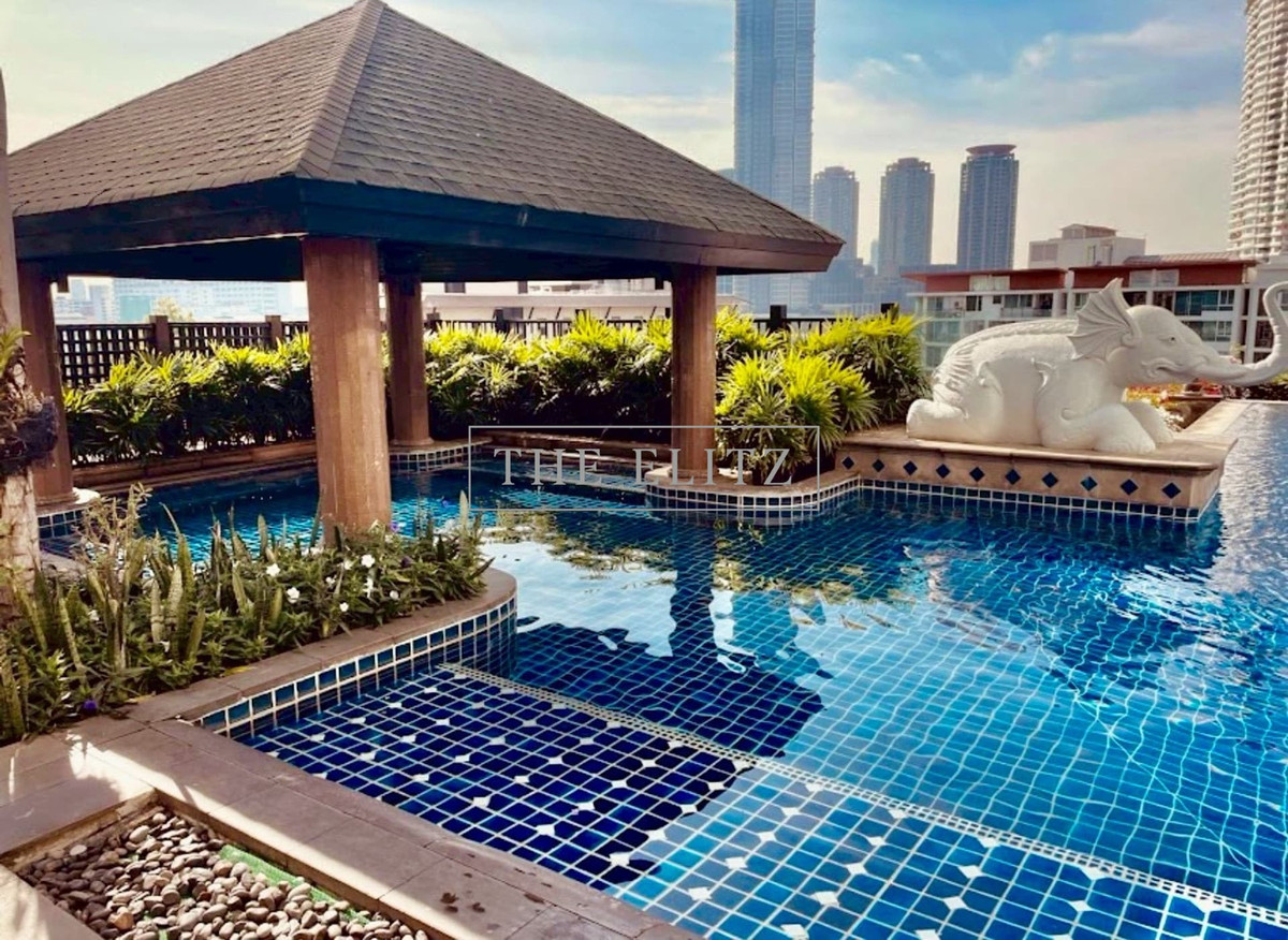 For RentCondoWongwianyai, Charoennakor : ✨ Change a condo into a waterfront vacation home. Baan Sathorn Chao Phraya, large size room, comfortable, not crowded, ready to receive river breezes all year long ❤️