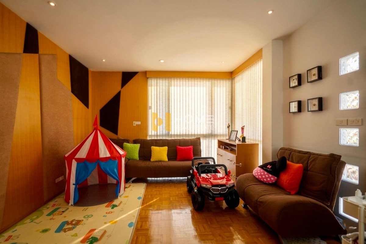 For SaleHouseBang Sue, Wong Sawang, Tao Pun : House with land Chuan Chuen Village Pracha Chuen 30 / 6 Bedrooms (For Sale), House With Land Chuan Chuen Pracha Chuen 30 Village / 6 Bedrooms (FOR SALE) BNS026