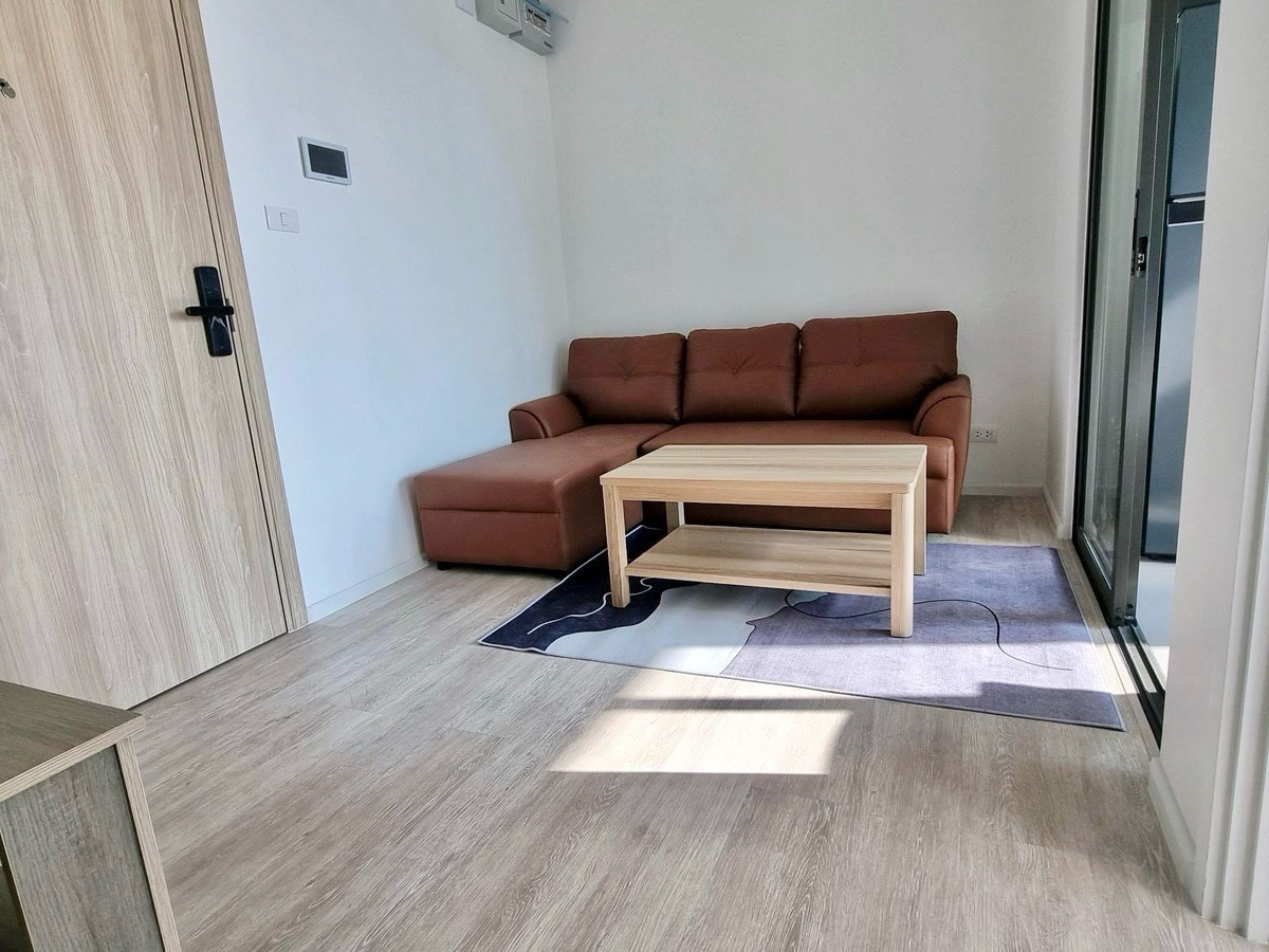 ให้เช่าคอนโดบางซื่อ วงศ์สว่าง เตาปูน : 📍โครงการ : The Clev Riverline เจ้าพระยา - วงศ์สว่าง 
🏢 ใกล้กับ  :  ม. พระจอมเกล้าพระนครเหนือ ( มจพ. )
💵 ราคาเช่า : 15,000 บาท / เดือน