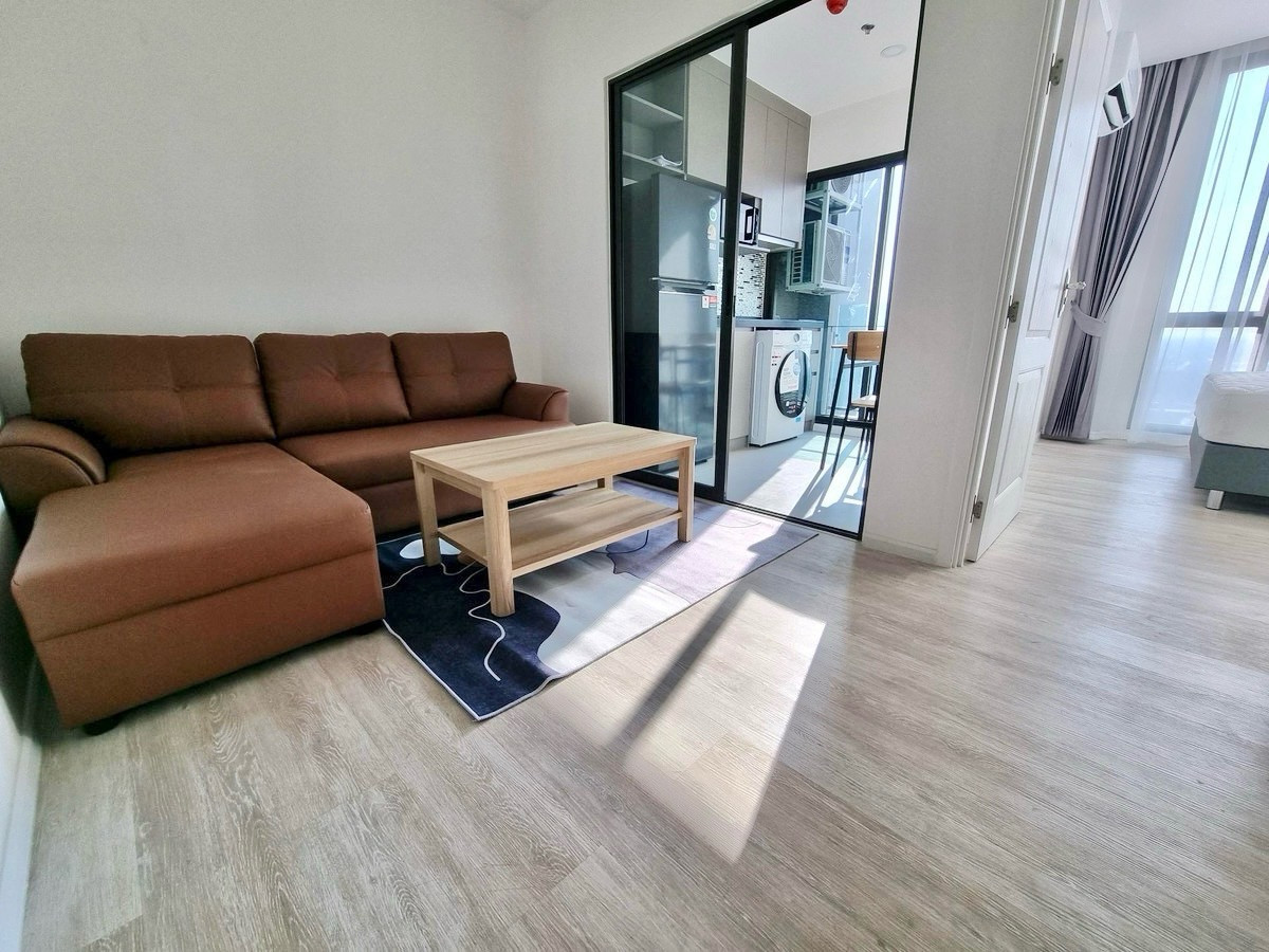 ให้เช่าคอนโดบางซื่อ วงศ์สว่าง เตาปูน : 📍โครงการ : The Clev Riverline เจ้าพระยา - วงศ์สว่าง 
🏢 ใกล้กับ  :  ม. พระจอมเกล้าพระนครเหนือ ( มจพ. )
💵 ราคาเช่า : 15,000 บาท / เดือน