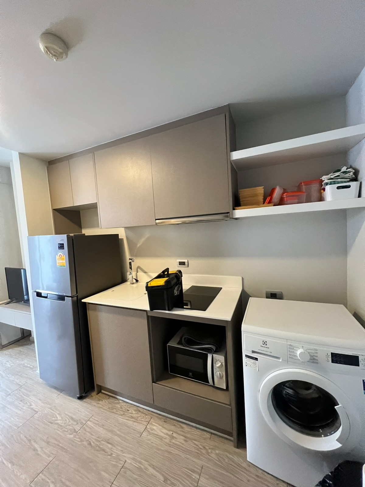 For RentCondoRatchathewi,Phayathai : 💎 Rare Unit: Corner room Savvi Phahol-Ari | BTS Ari ✨Only15,000/Month Quiet condo Good location, convenient travel on many routes.