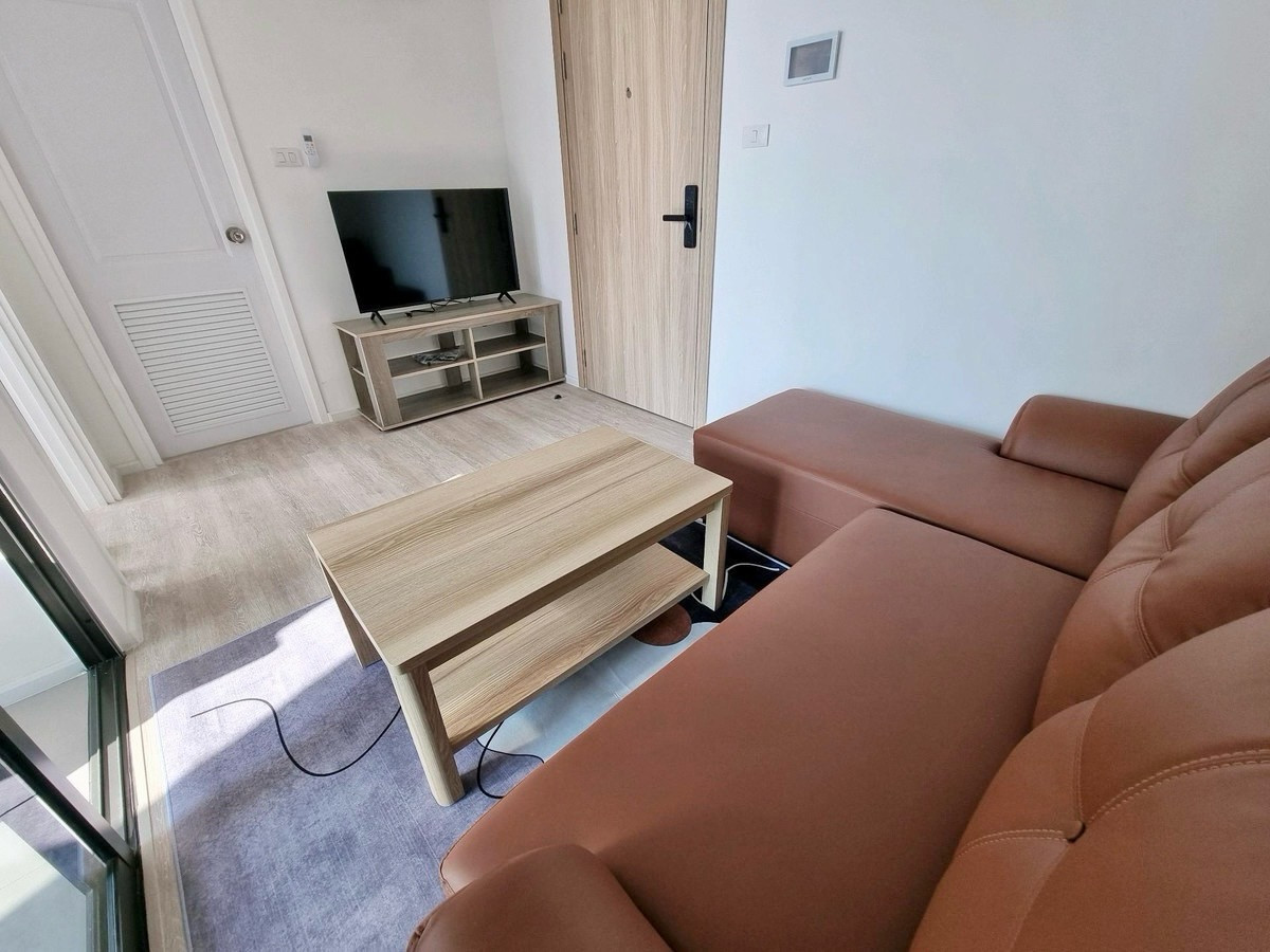 ให้เช่าคอนโดบางซื่อ วงศ์สว่าง เตาปูน : 📍โครงการ : The Clev Riverline เจ้าพระยา - วงศ์สว่าง 
🏢 ใกล้กับ  :  ม. พระจอมเกล้าพระนครเหนือ ( มจพ. )
💵 ราคาเช่า : 15,000 บาท / เดือน