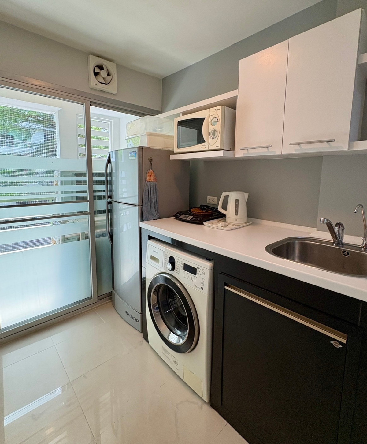 For RentCondoOnnut, Udomsuk : For rent! The Room Sukhumvit 79, fully furnished, low-rise condo, peaceful, beautiful room, ready to move in, near BTS On Nut.